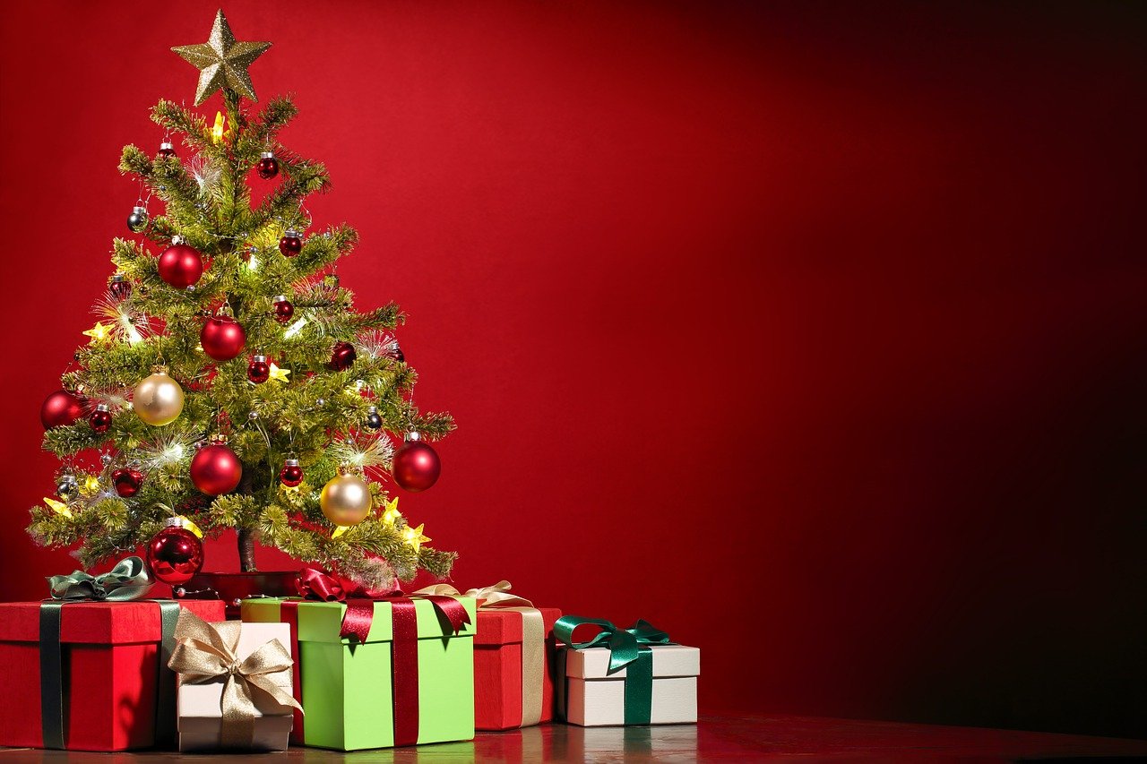 Albero di Natale e regali